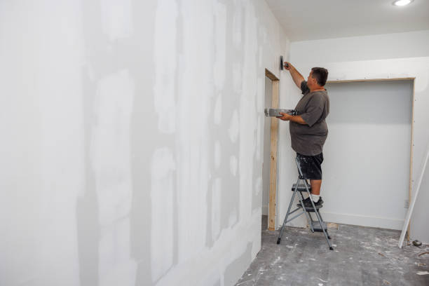 Best Trim and Molding Painting  in Gresham, OR